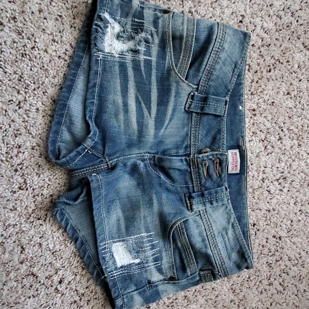 Mossimo distressed shorts